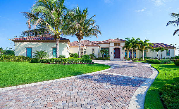 Best Driveway Paving Contractor  in Kirkl, IN
